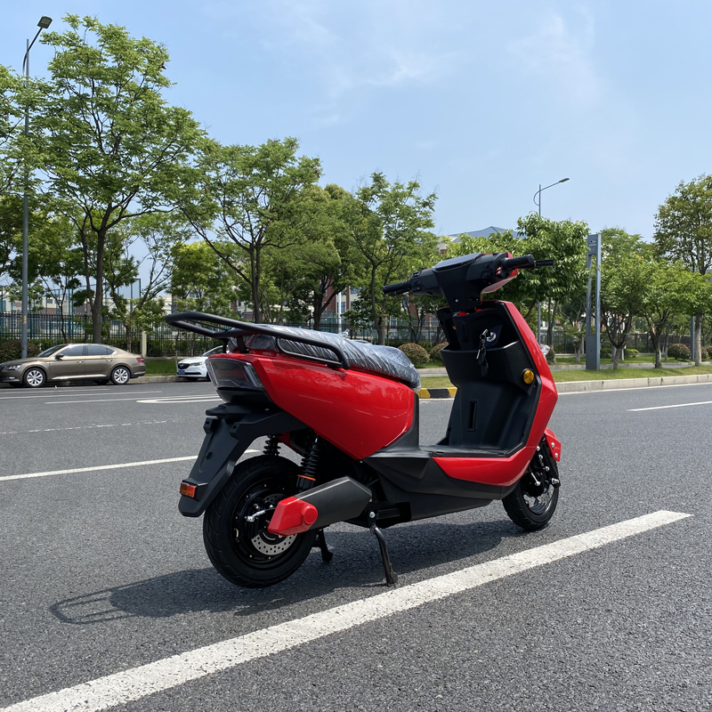 scooter eléctrico de alta velocidad111