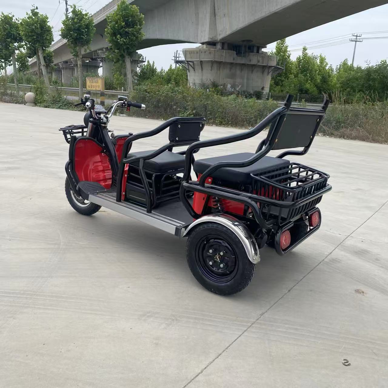 electric passenger tricycle